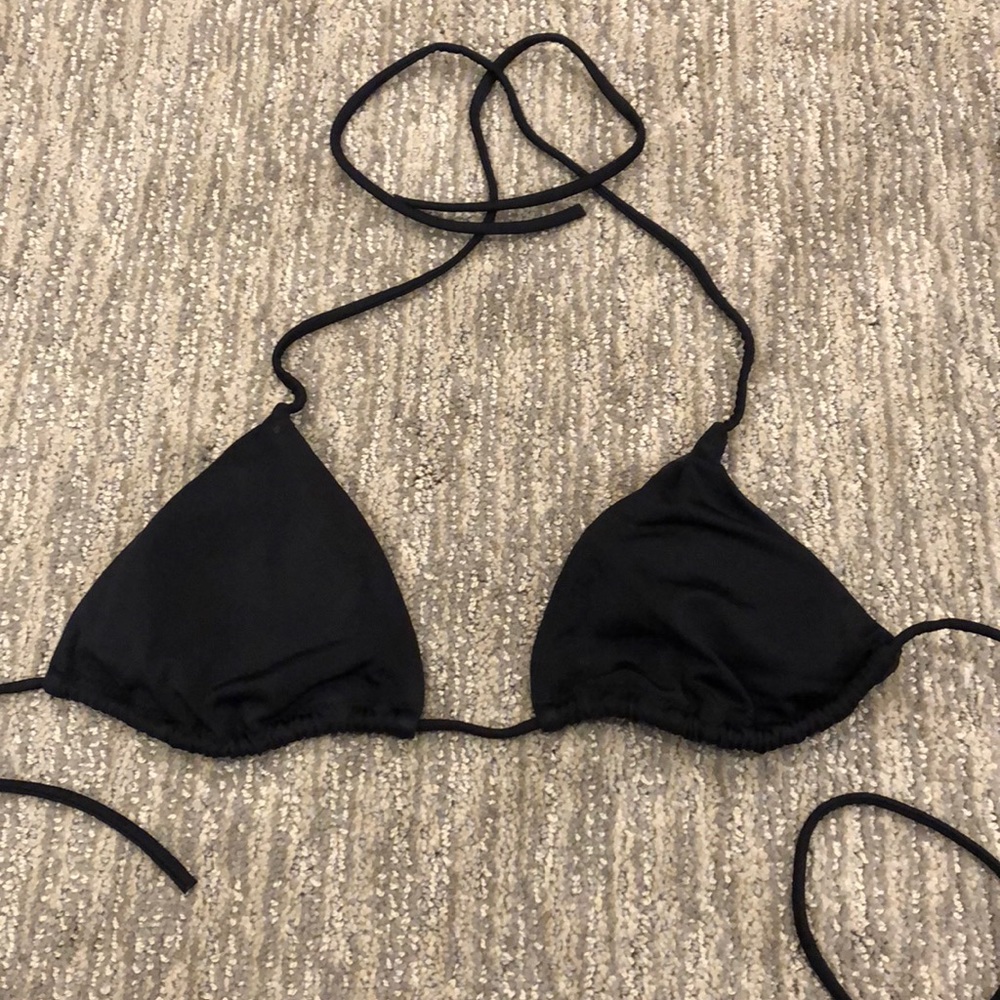 Black triangle swim suit